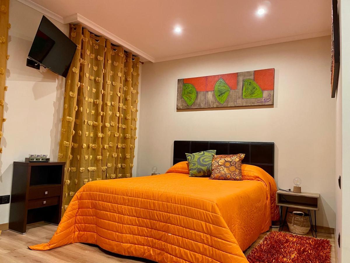 Apartamentos Ronda Віго Екстер'єр фото